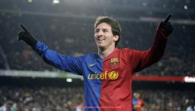 178体育直播-足球清道夫角色职责及其在防守中的重要性？（足球场上清道夫的位置）